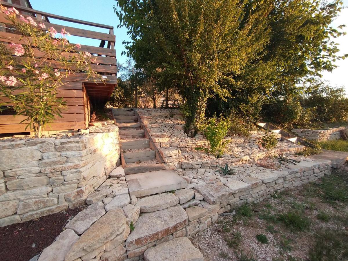 Bed and Breakfast Les Agaves Piscine Panoramique Vue Exceptionnelle Grospierres Exteriér fotografie